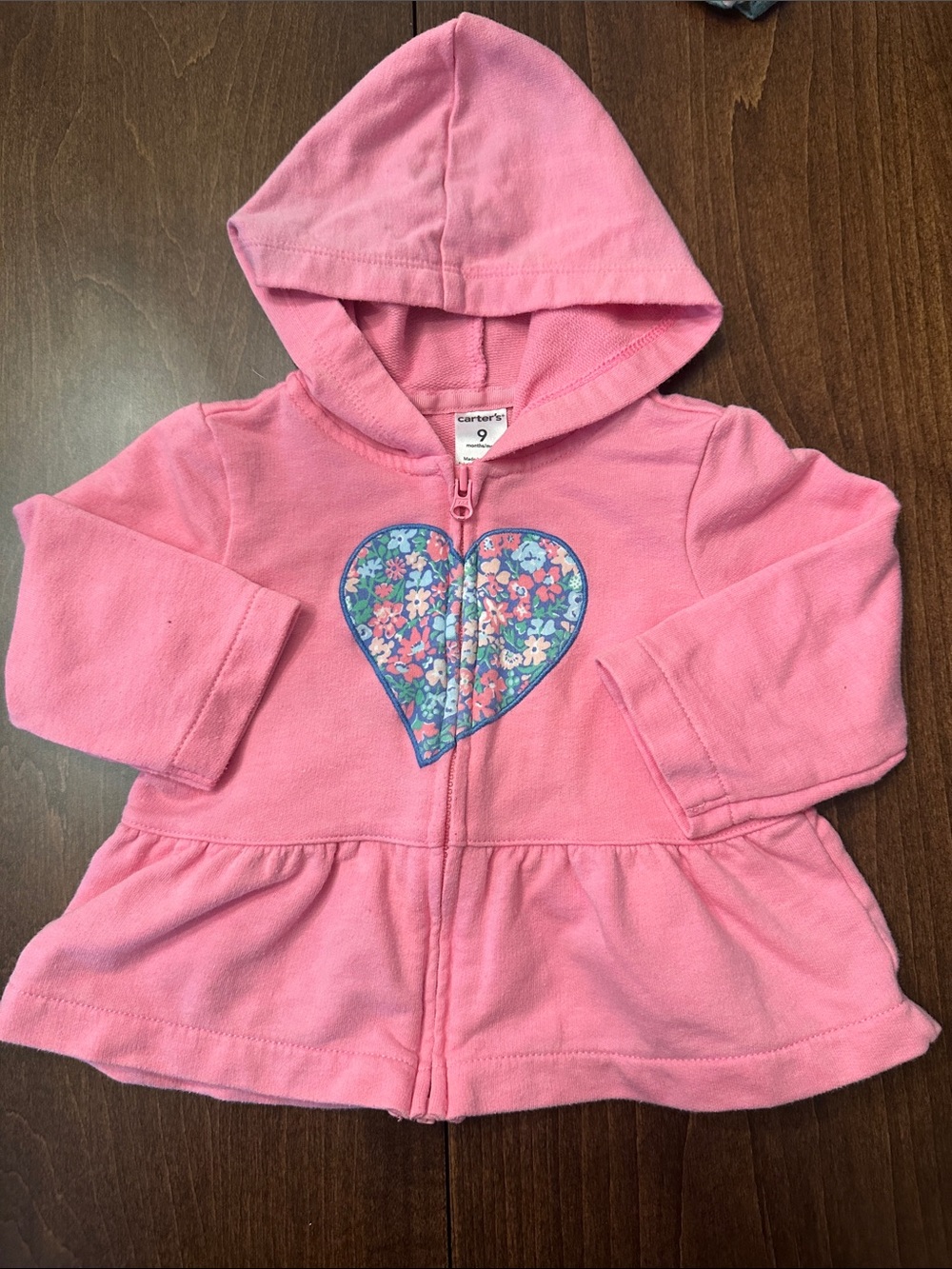 Carter’s Baby Girl Mixed Outfit Bundle - Pink, Peach, White, Gray, Floral - Picture 5 of 9